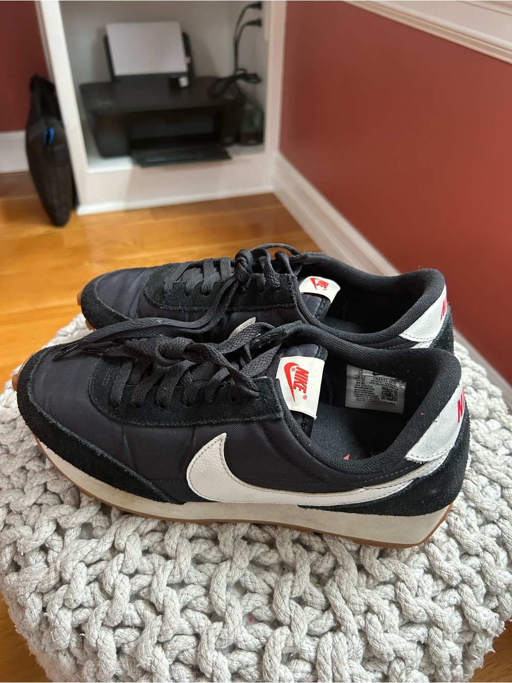 Nike Daybreak sneakers Women’s size 10